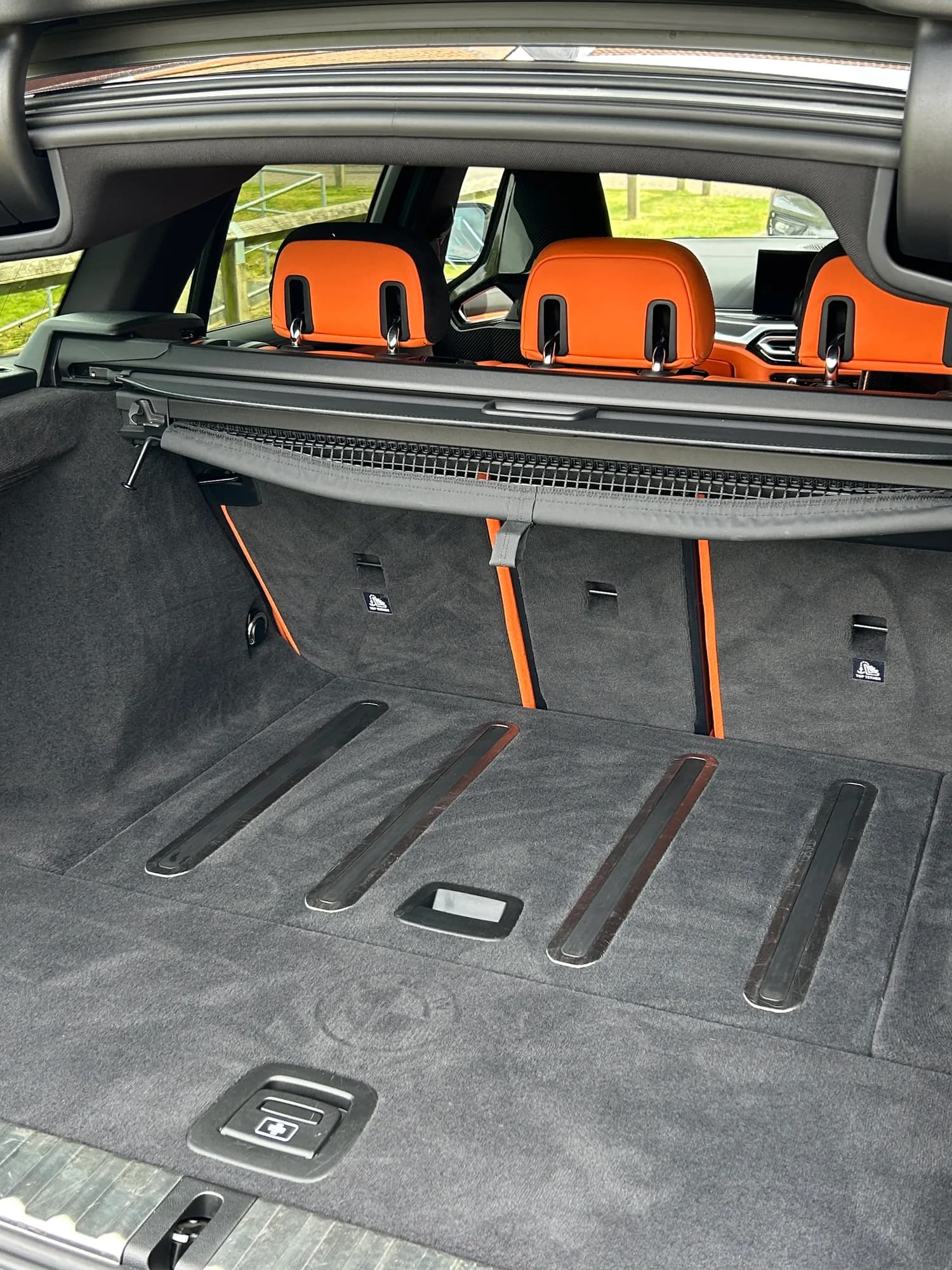The same BMW M3 boot after steam cleaning and extraction