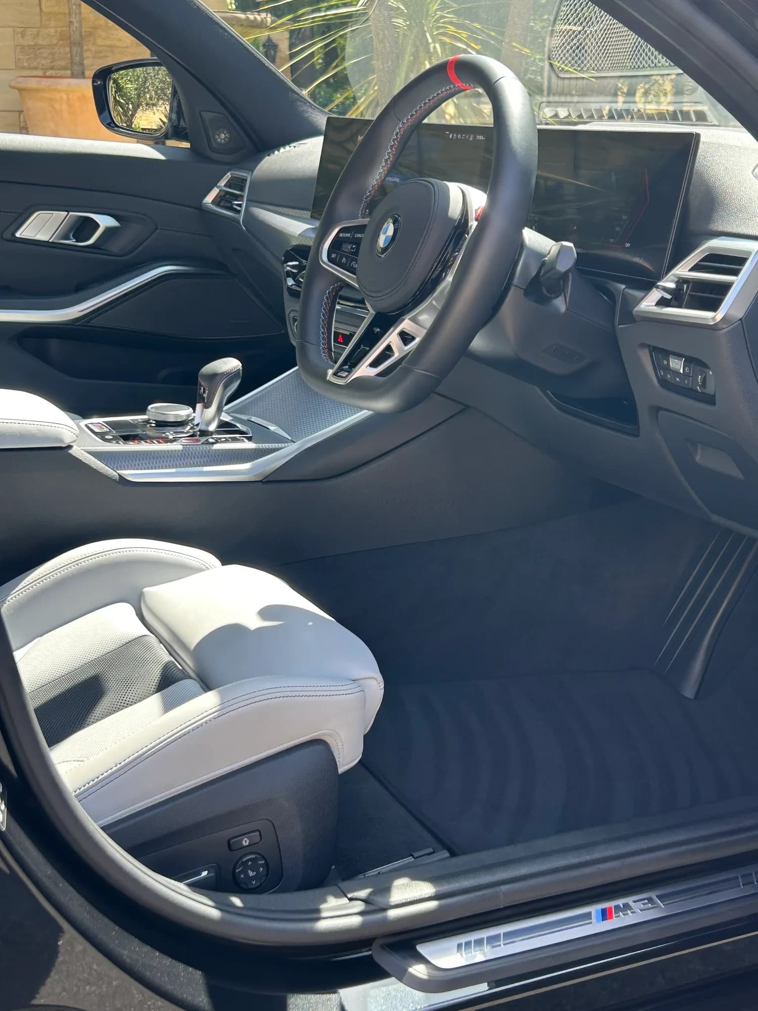BMW M3 interior in white leather, cleaned and protected