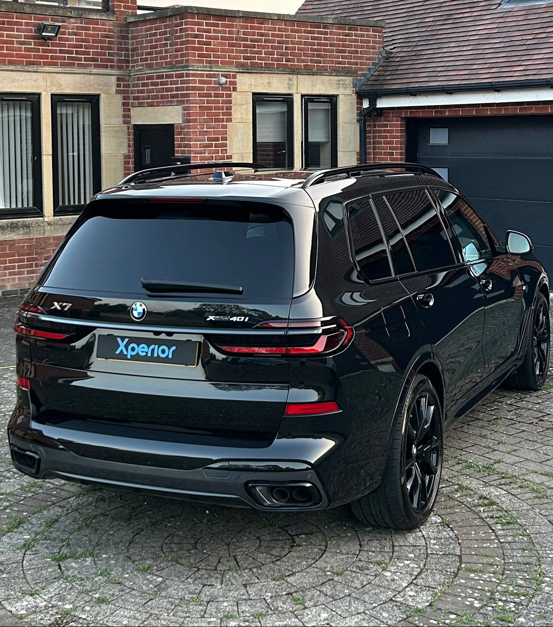 Black Cars are the Hardest to Clean - Here's why!