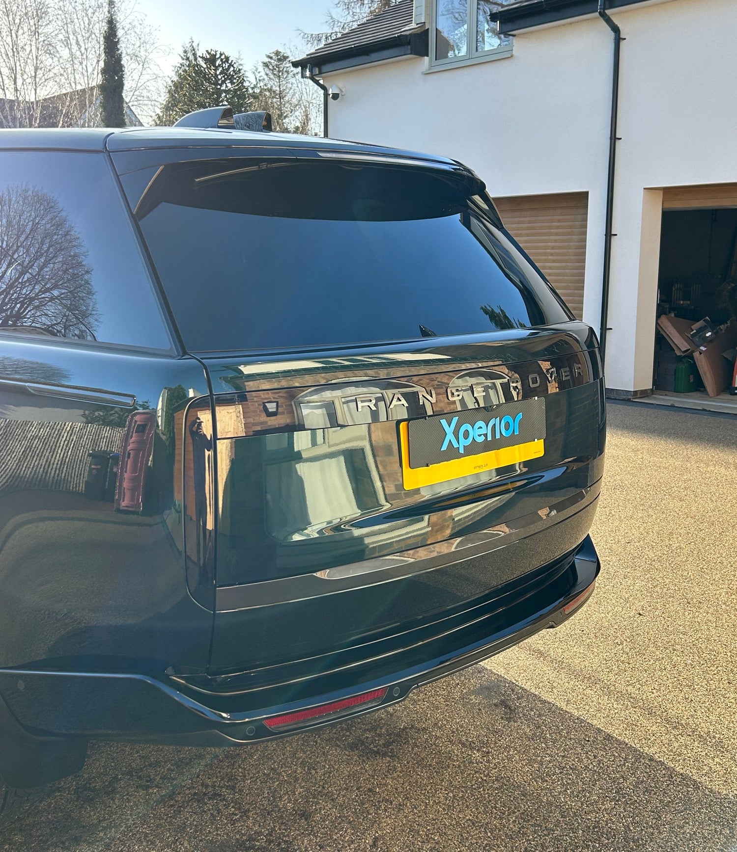 Racing Green Range Rover looking glossy and clean after a full mobile valet